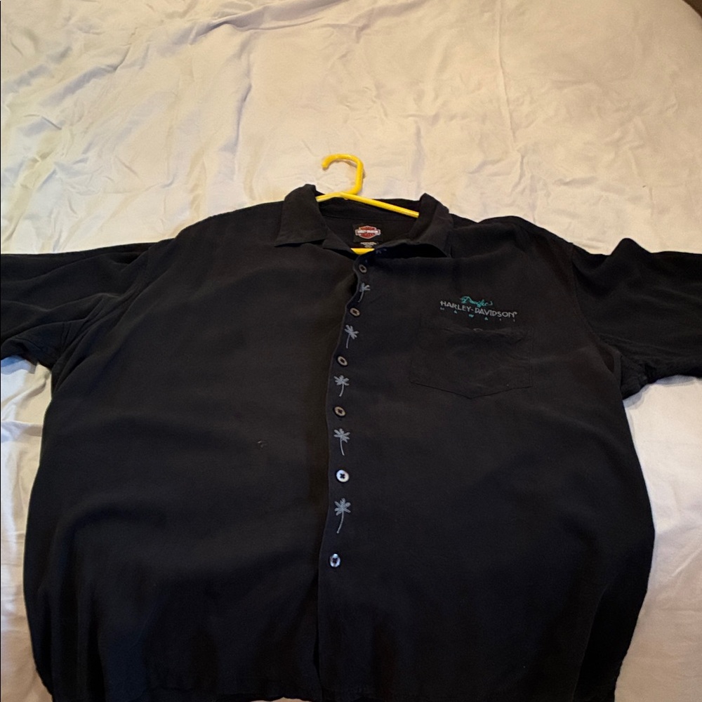 Harley-Davidson Black Casual Button Down Shirt. Silk only worn several times. - Picture 9 of 9